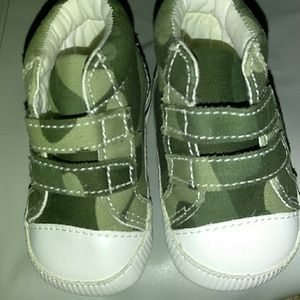 Infant shoes
